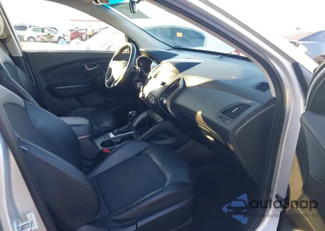 2014 Hyundai Tucson Se z USA, uszkodzony, nr VIN KM8JUCAG0EU916565